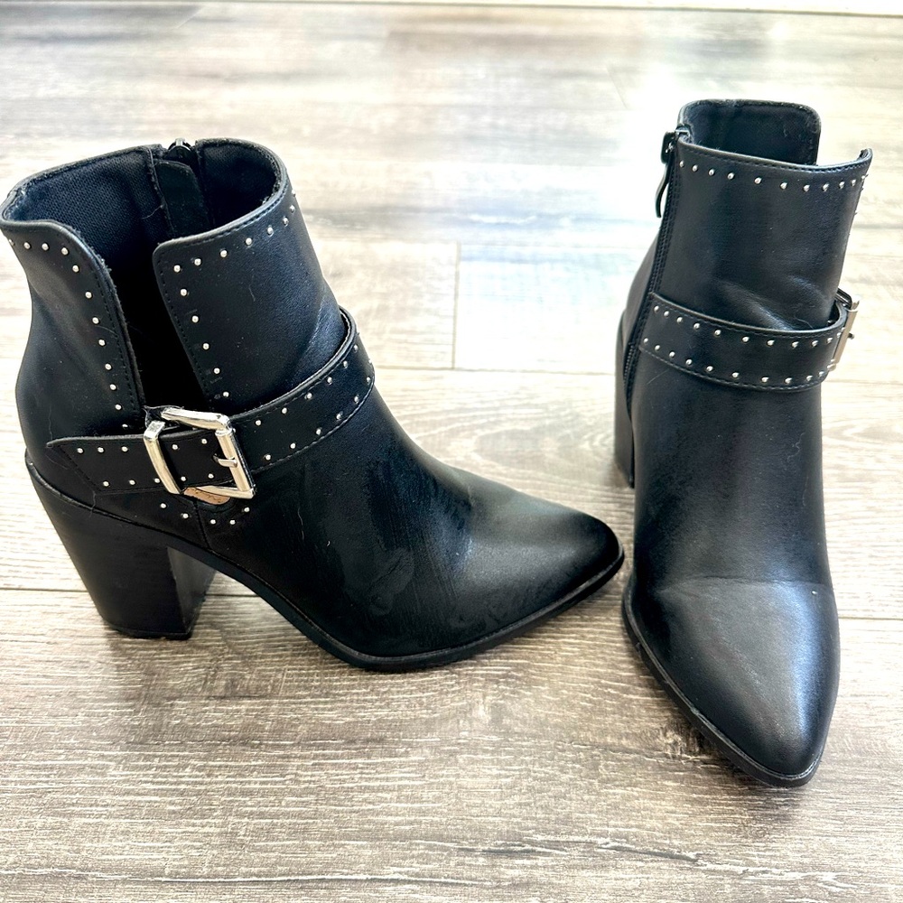 Black Ankle Boots with buckle